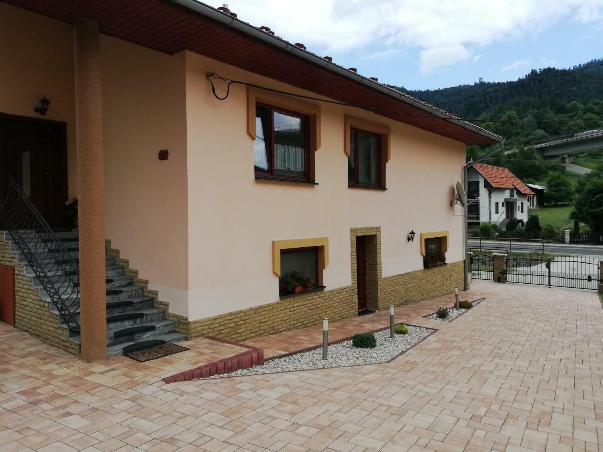 Appartamento Domino Korytné Esterno foto